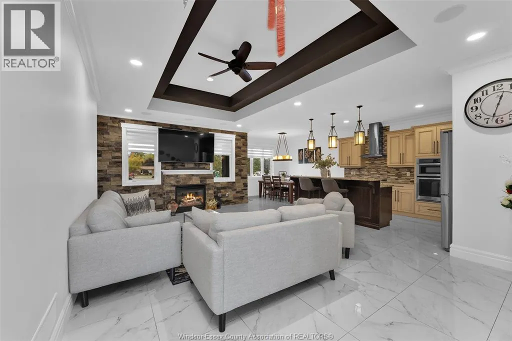 3945 ZANZIBAR CRESCENT