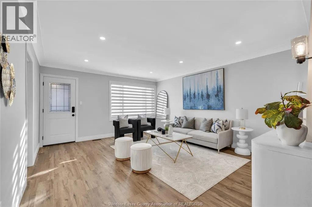 937 LAUZON ROAD