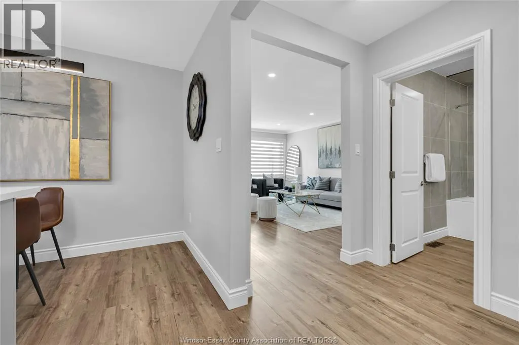 937 LAUZON ROAD
