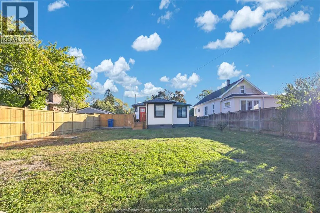 937 LAUZON ROAD