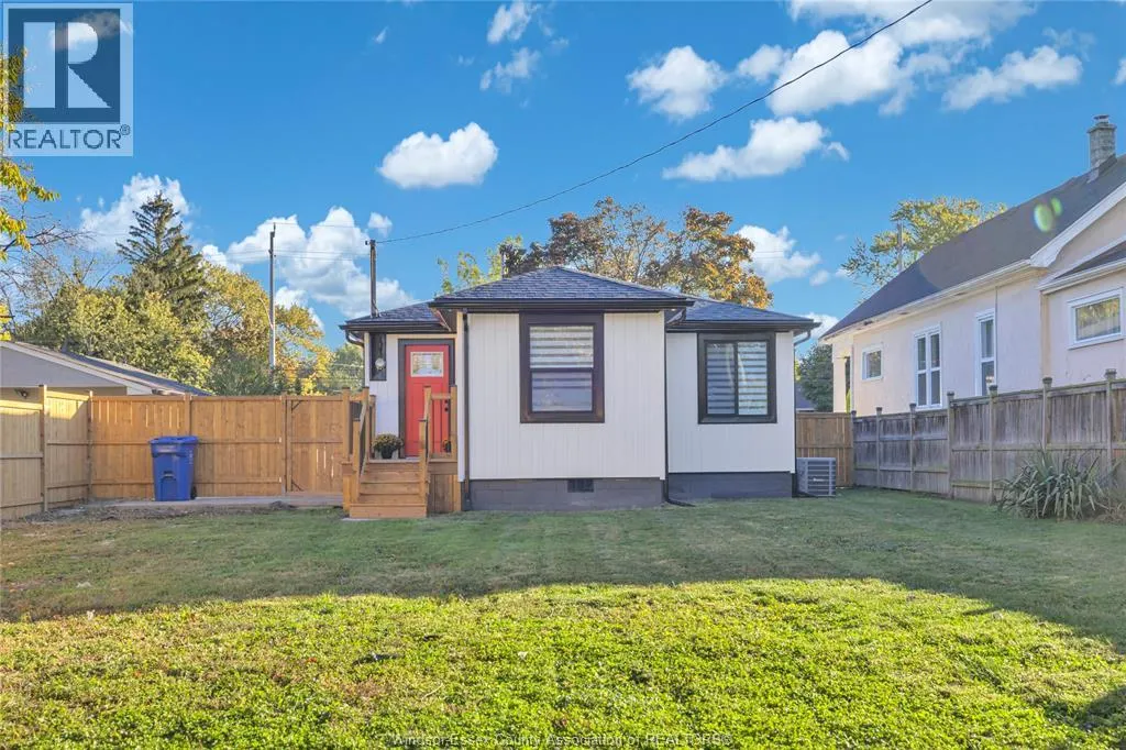 937 LAUZON ROAD