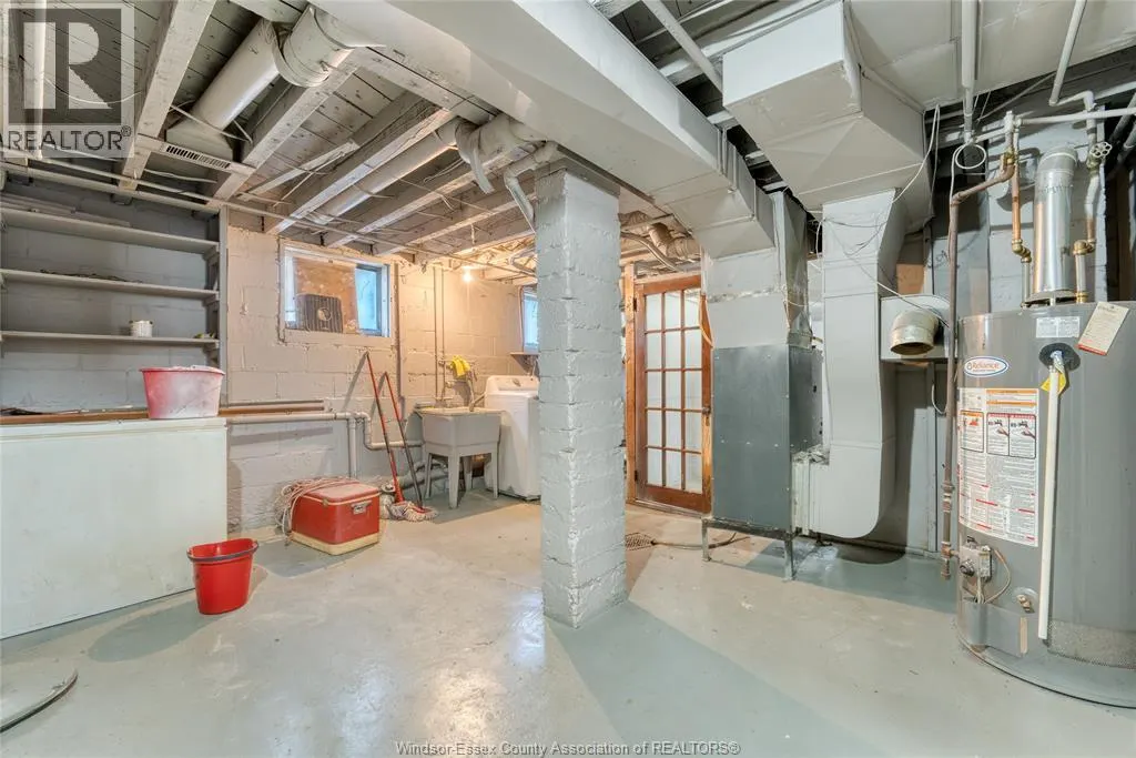 2420 FRANCOIS ROAD