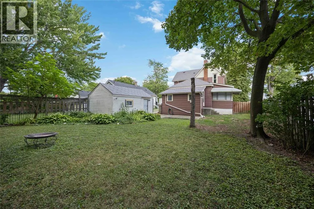 373 PALMERSTON STREET South