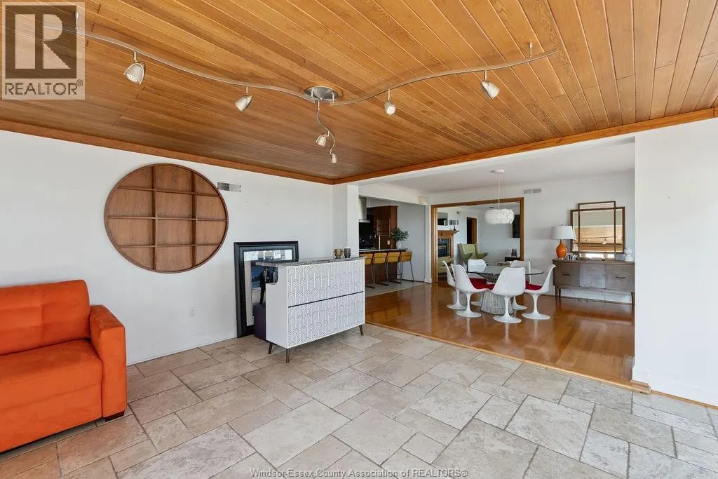 354 ELMGROVE DRIVE