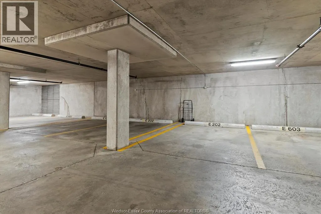 5055 RIVERSIDE DRIVE East Unit# 202