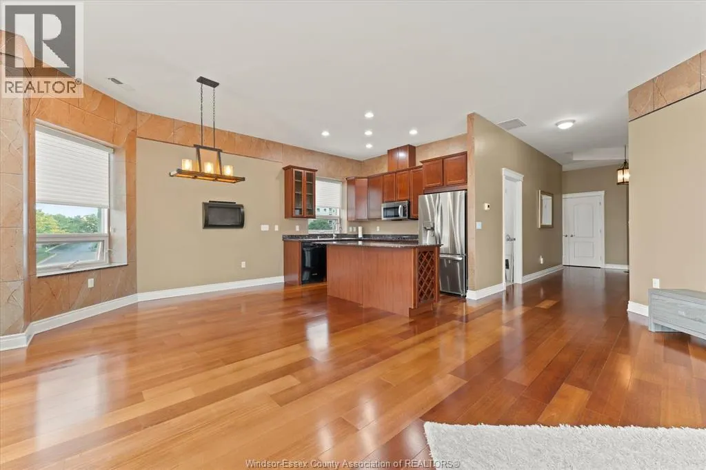 5055 RIVERSIDE DRIVE East Unit# 202
