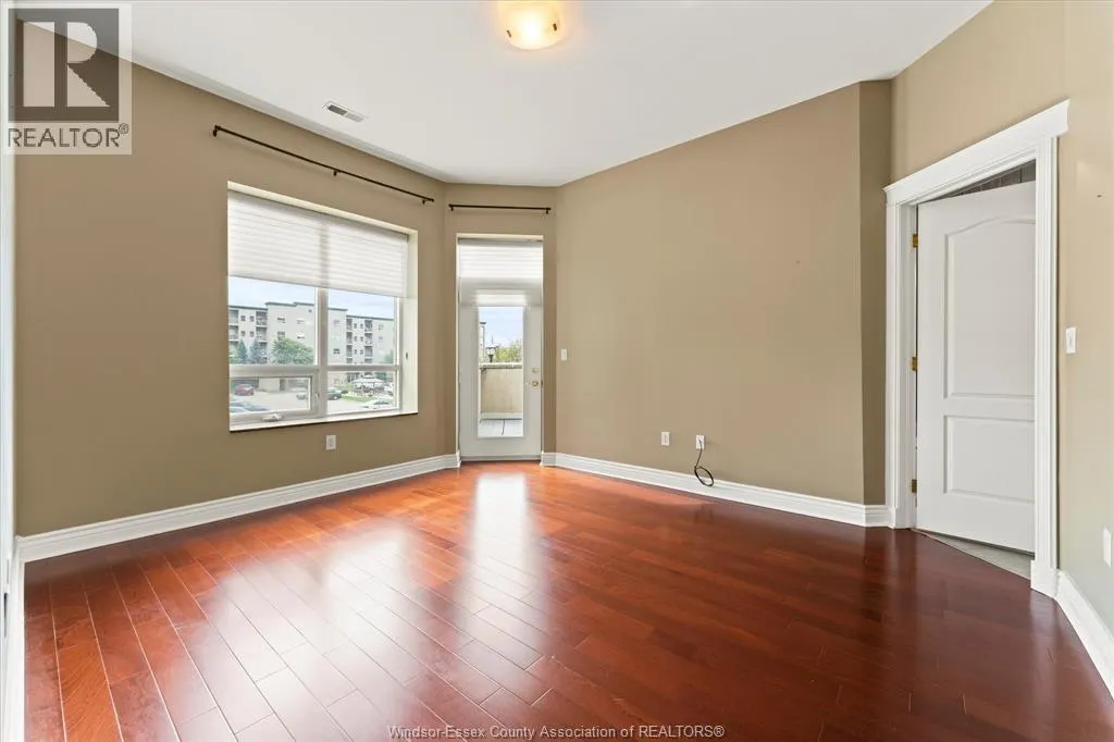 5055 RIVERSIDE DRIVE East Unit# 202