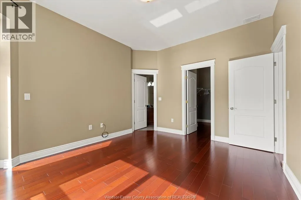 5055 RIVERSIDE DRIVE East Unit# 202