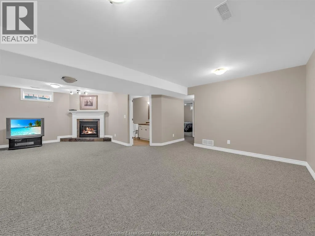 124 KIMBALL DRIVE