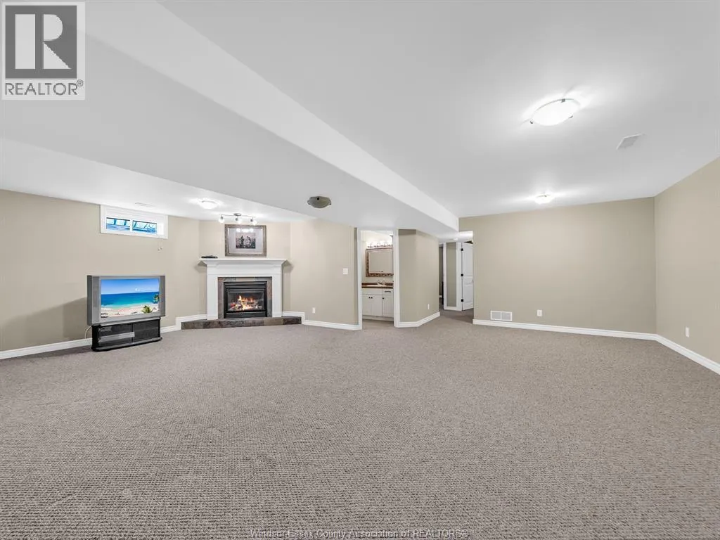 124 KIMBALL DRIVE