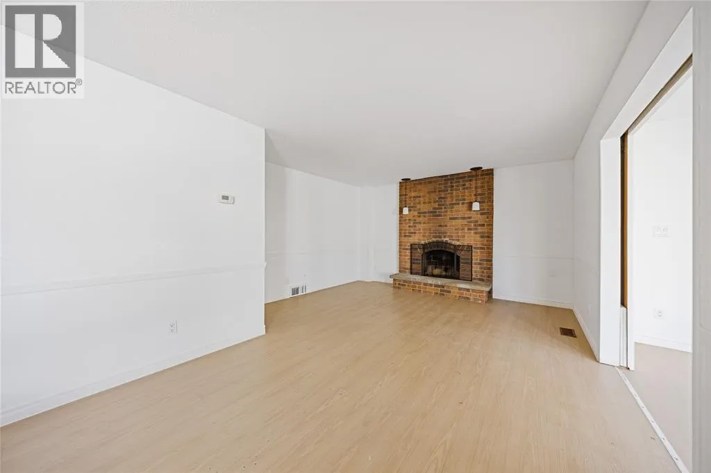 1345 Wiltshire DRIVE