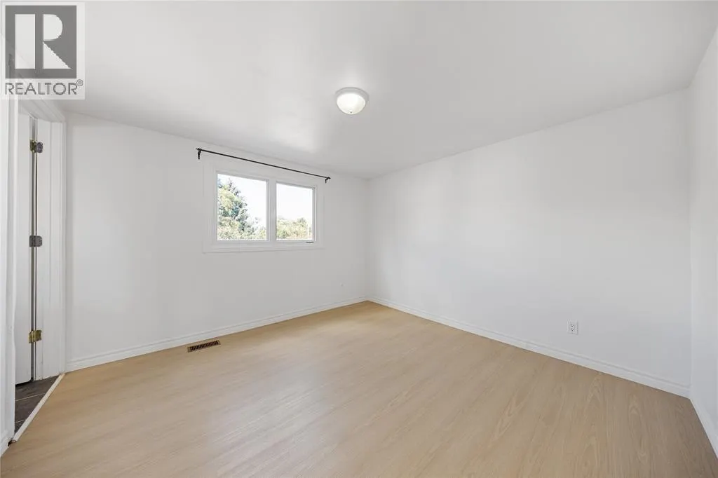 1345 Wiltshire DRIVE