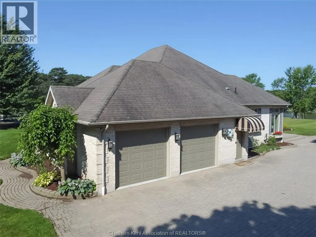 7635 River View LINE