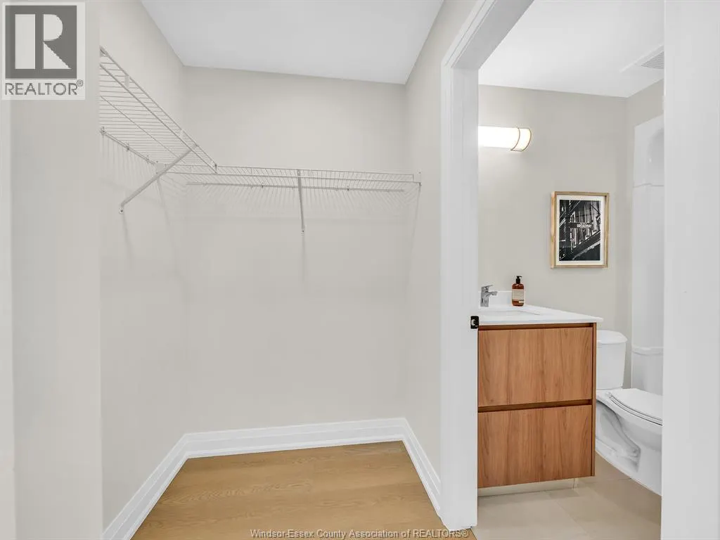 11646 TECUMSEH Road Unit# 301