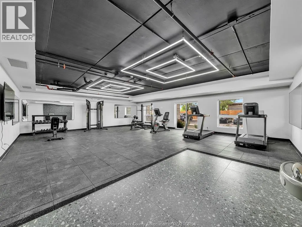 11646 TECUMSEH Road Unit# 301