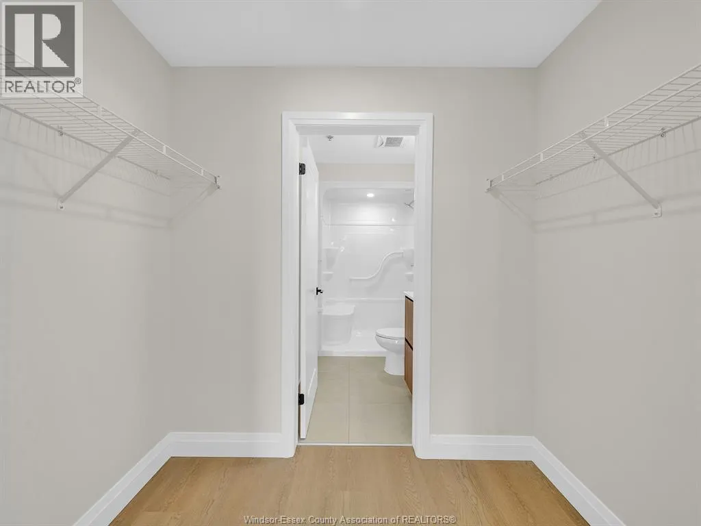 11646 TECUMSEH Road Unit# 307