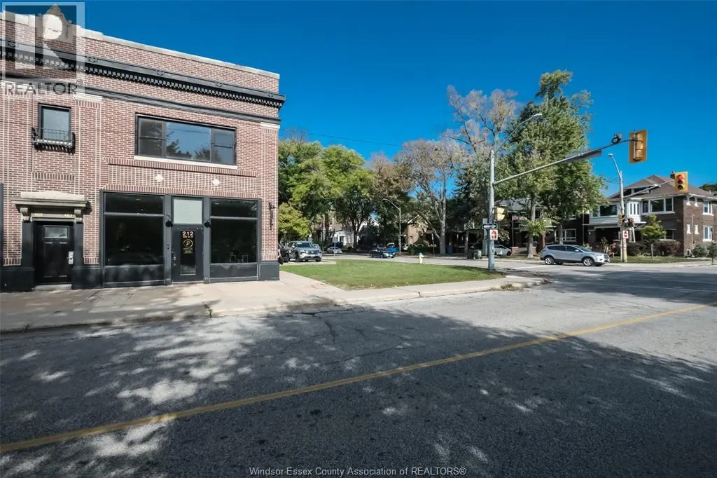 218 Erie STREET West