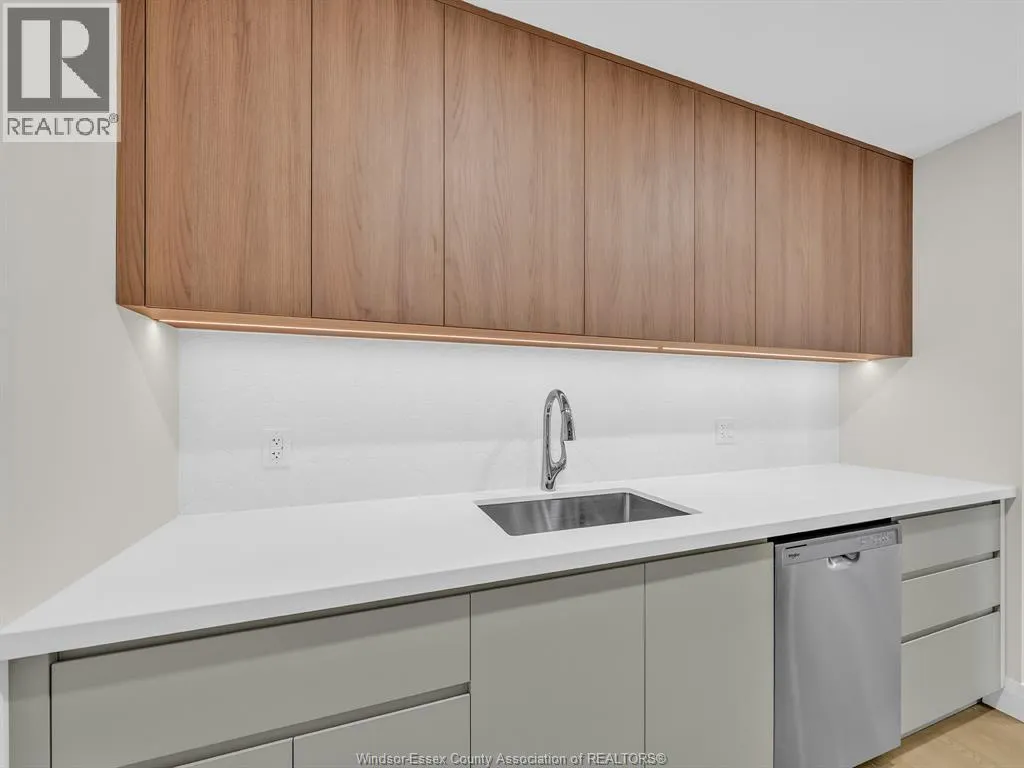 11646 TECUMSEH Road Unit# 205