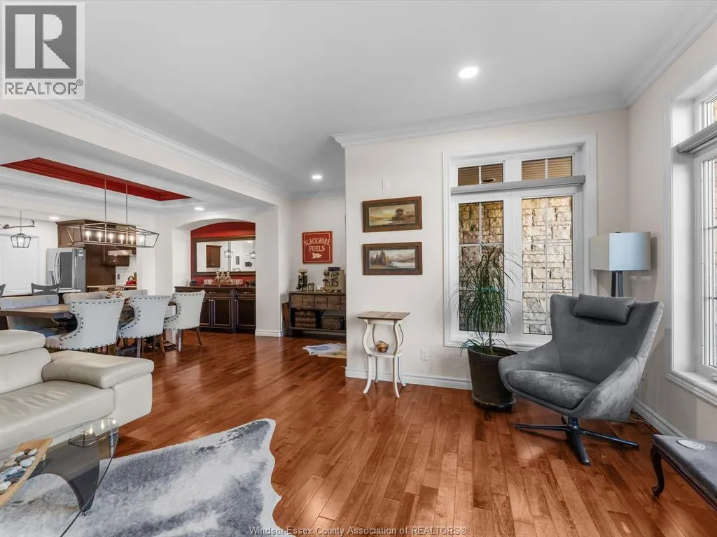 263 WHISPER CREEK CIRCLE