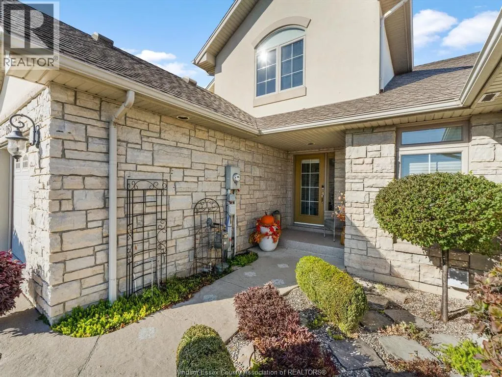 263 WHISPER CREEK CIRCLE