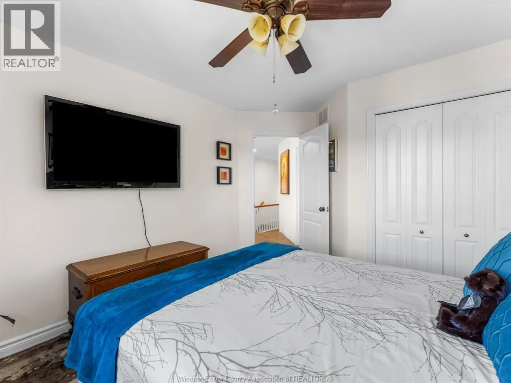 263 WHISPER CREEK CIRCLE