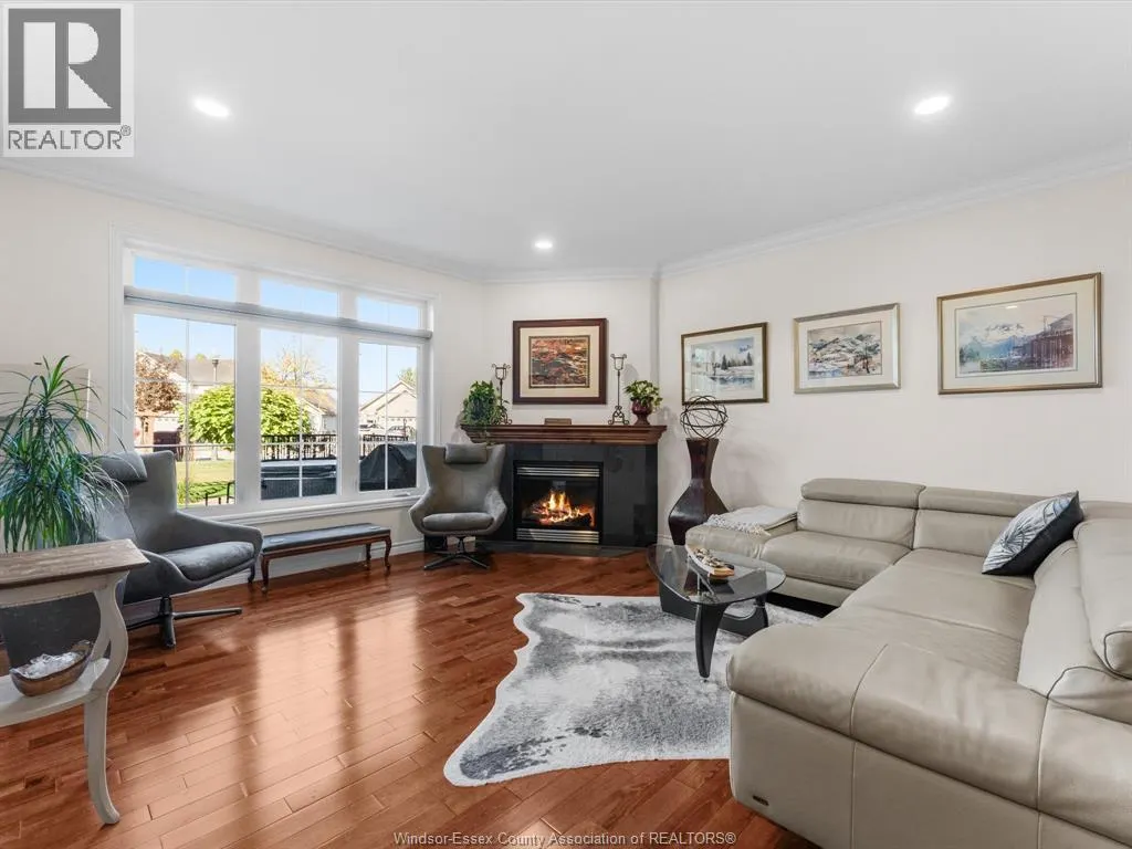 263 WHISPER CREEK CIRCLE