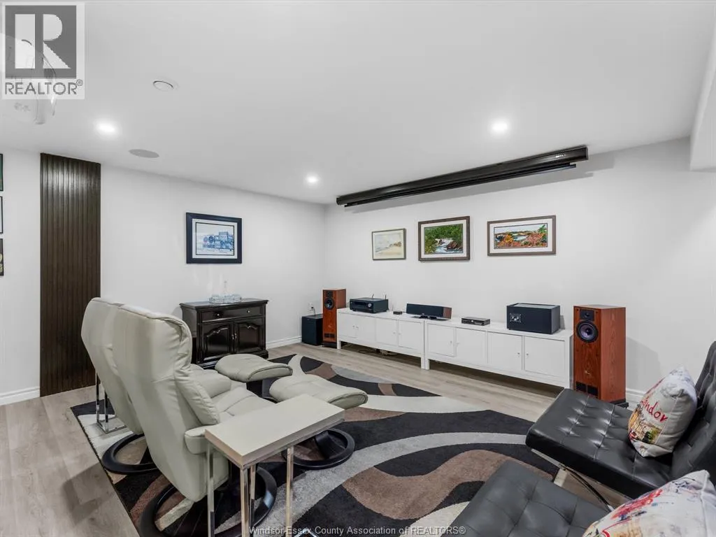 263 WHISPER CREEK CIRCLE
