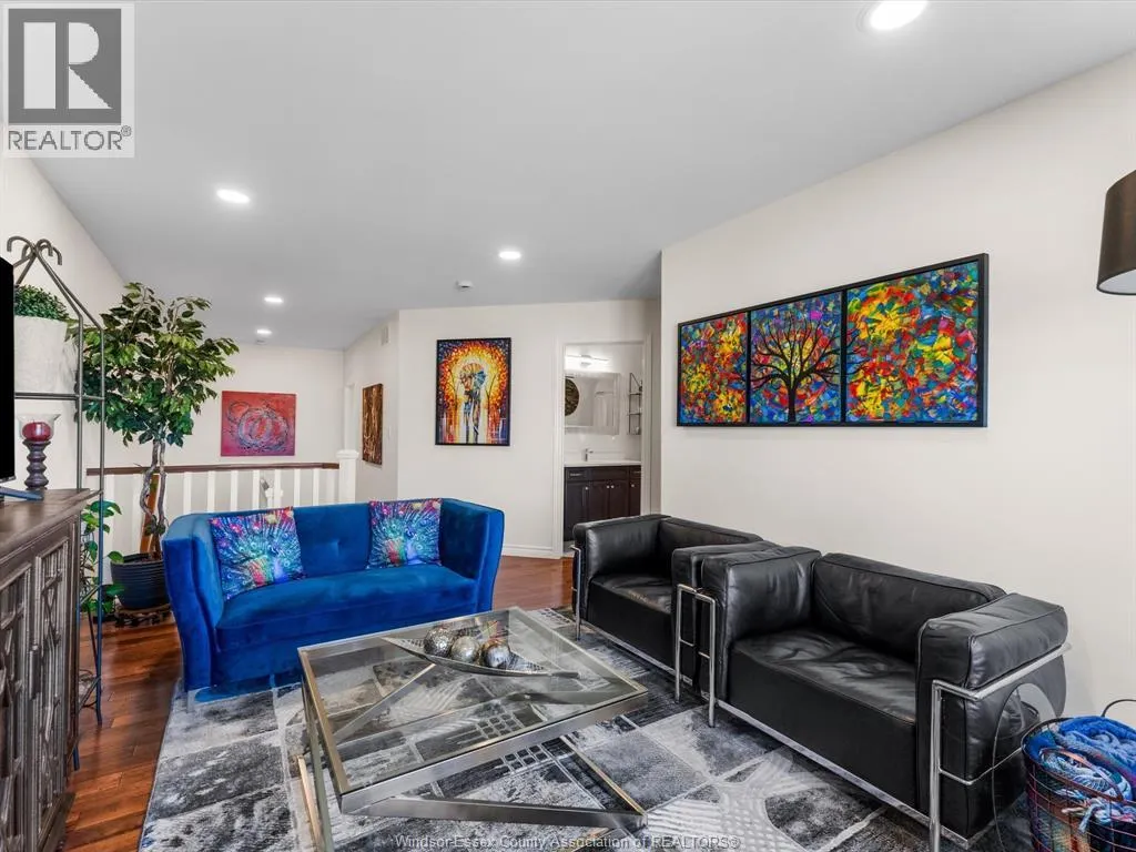 263 WHISPER CREEK CIRCLE