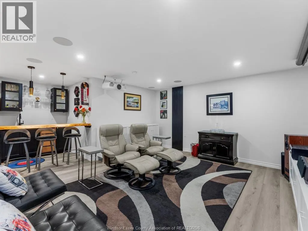263 WHISPER CREEK CIRCLE