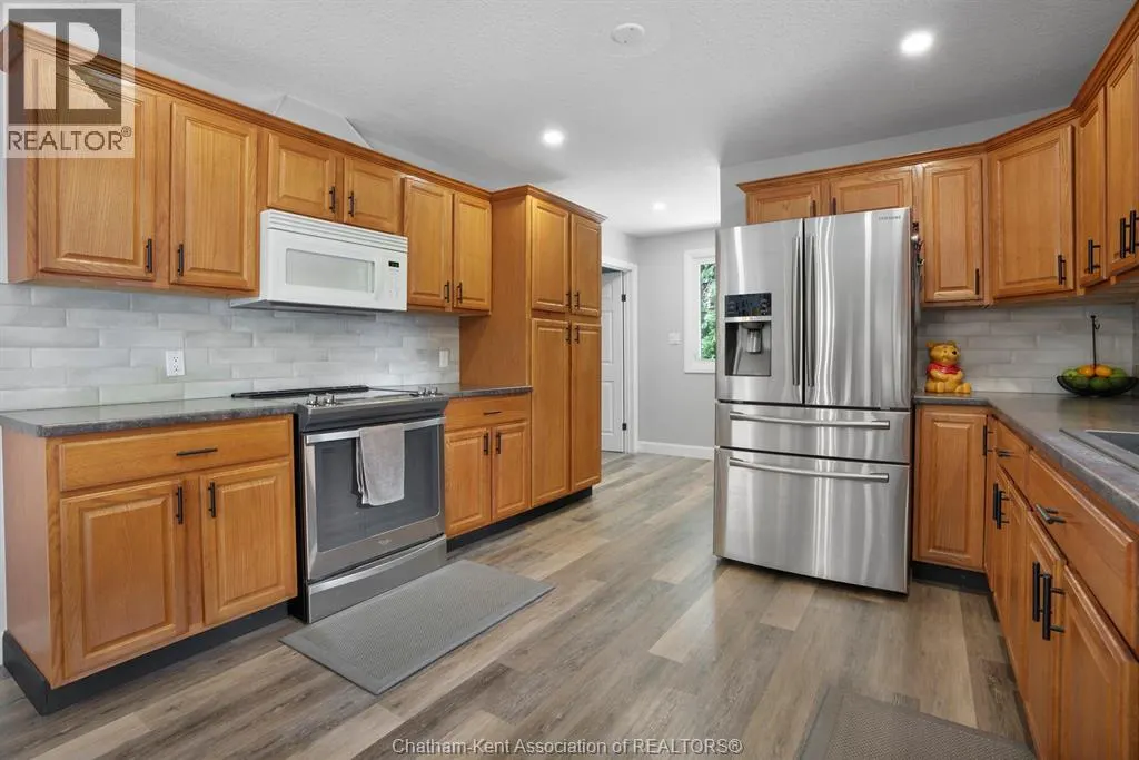 7138 Benoit DRIVE