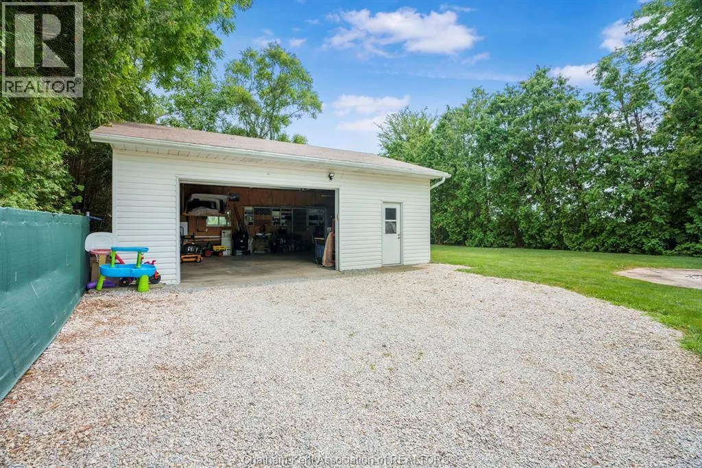 7138 Benoit DRIVE