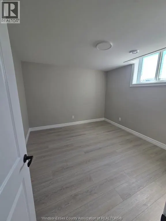 4410 BELMONT