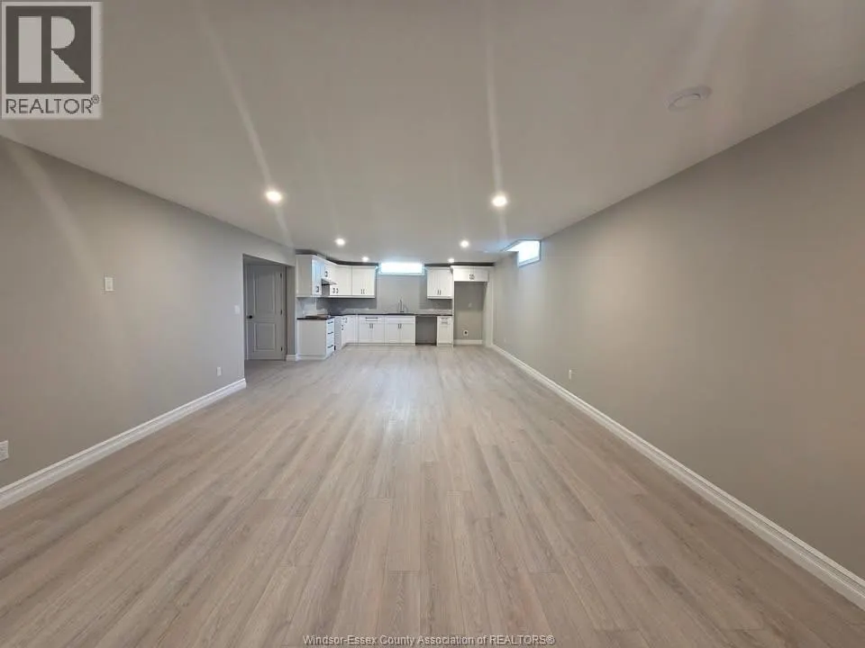 4410 BELMONT