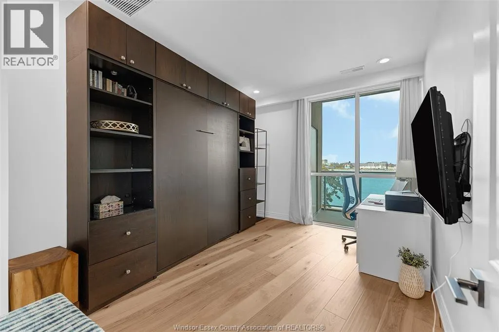 1225 RIVERSIDE DRIVE Unit# 404