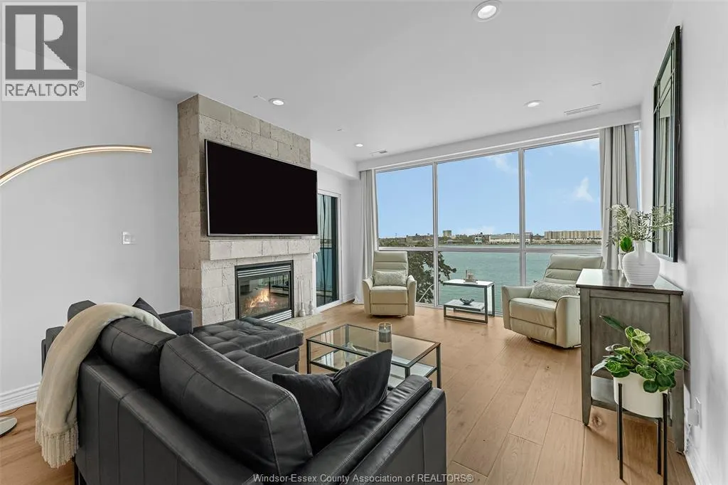 1225 RIVERSIDE DRIVE Unit# 404