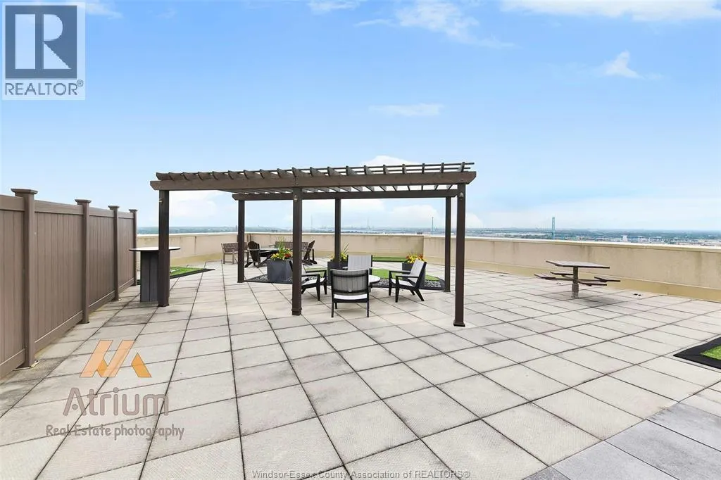 1225 RIVERSIDE DRIVE Unit# 404