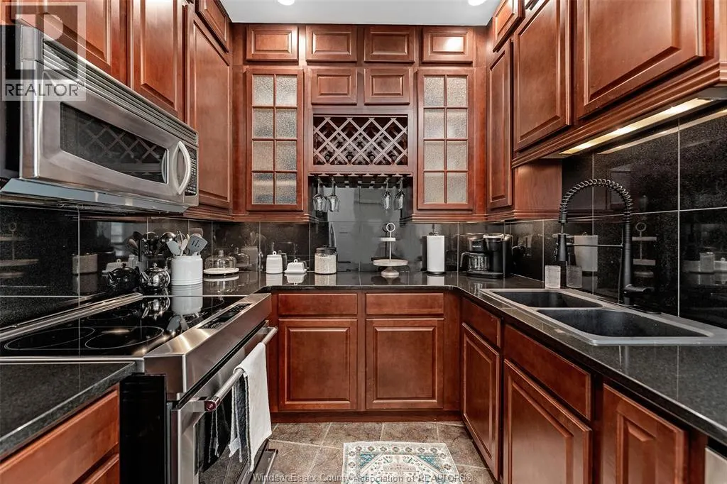 1225 RIVERSIDE DRIVE Unit# 404