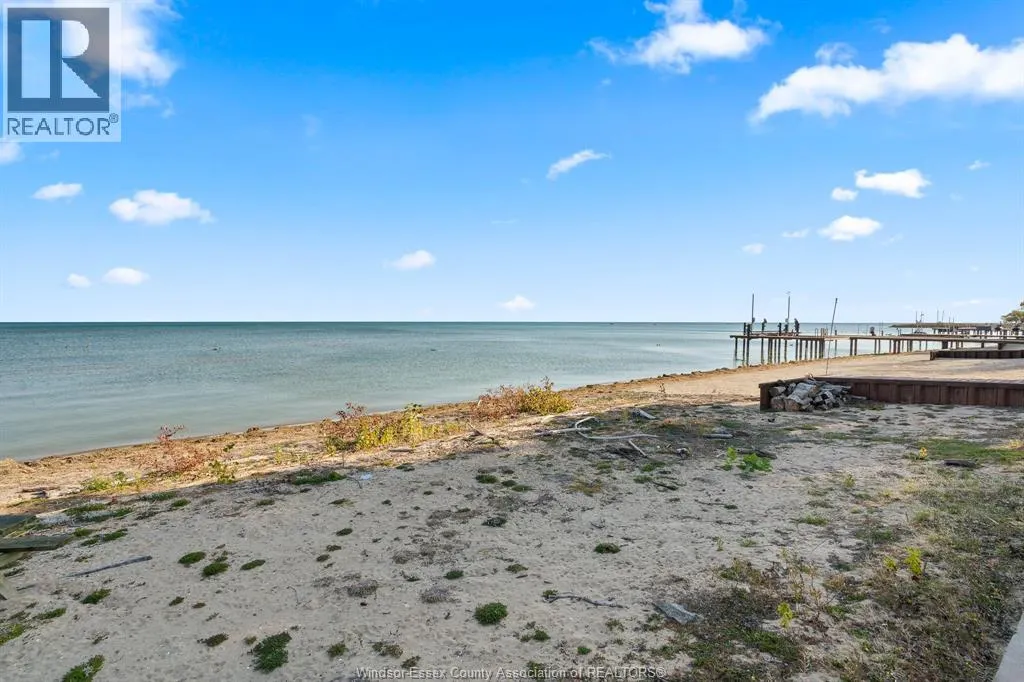 13918 RIVERSIDE DRIVE East