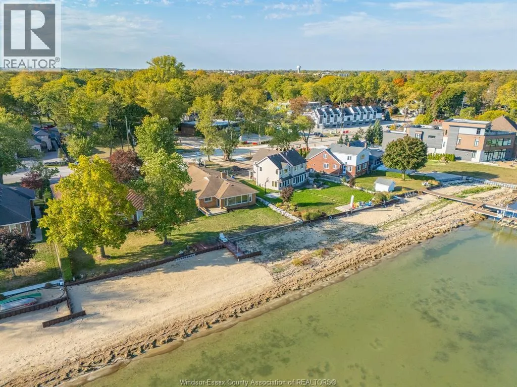 13918 RIVERSIDE DRIVE East