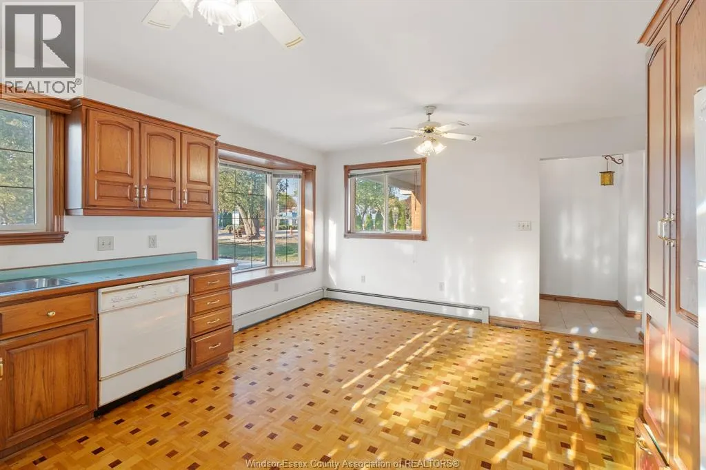 13918 RIVERSIDE DRIVE East