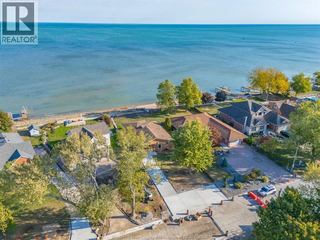 13918 RIVERSIDE DRIVE East