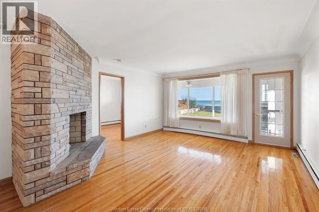 13918 RIVERSIDE DRIVE East