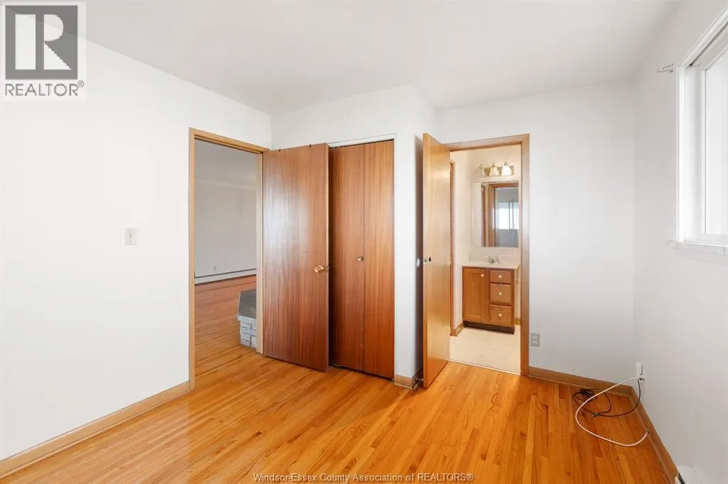 13918 RIVERSIDE DRIVE East