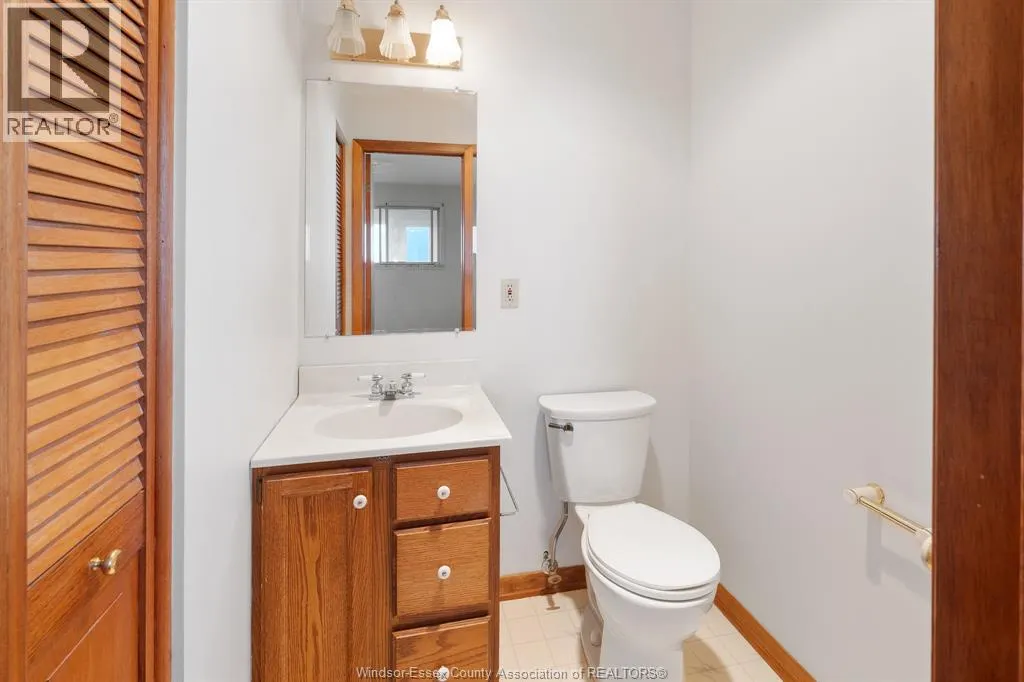 13918 RIVERSIDE DRIVE East