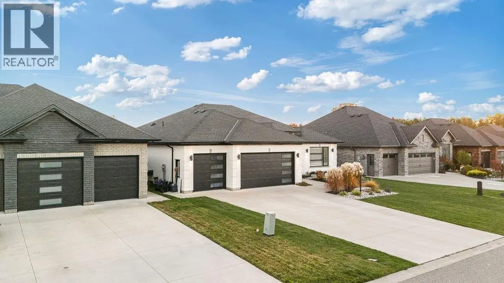 3489 TIMBER ROAD