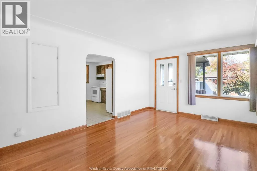615 GILES West Unit# MAIN