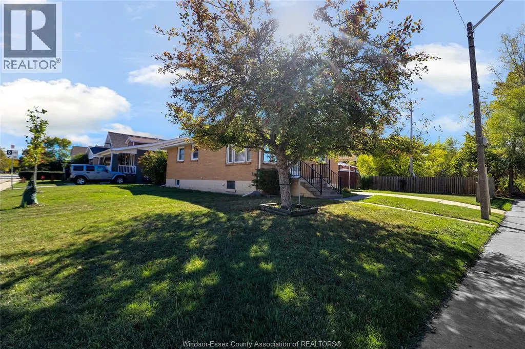 615 GILES West Unit# MAIN