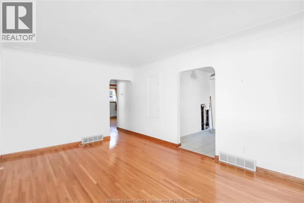 615 GILES West Unit# MAIN