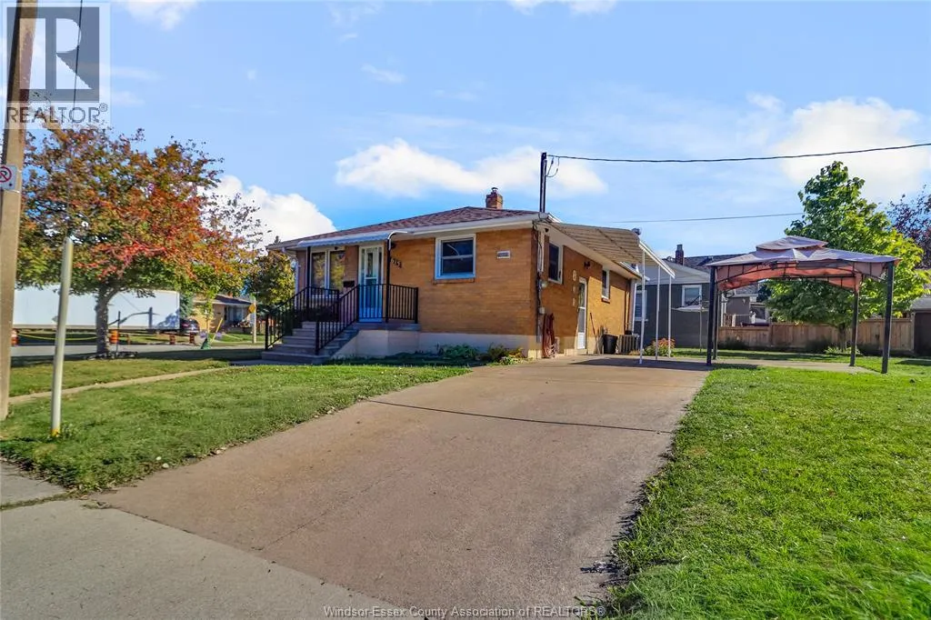 615 GILES West Unit# MAIN