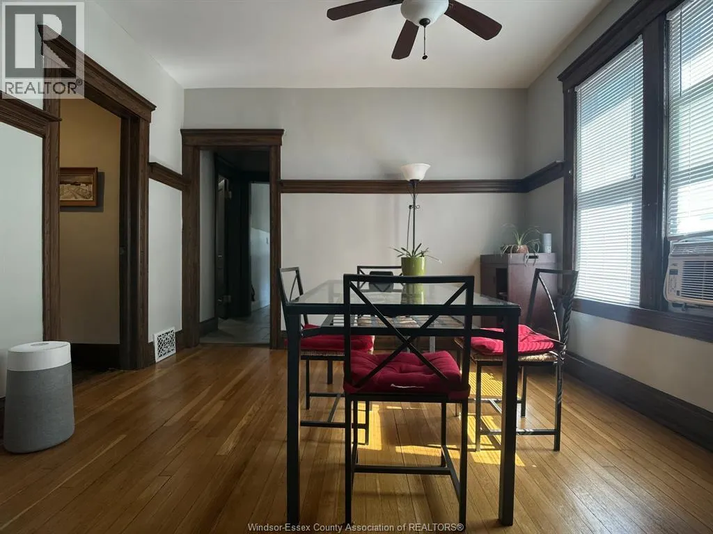 328 GLADSTONE